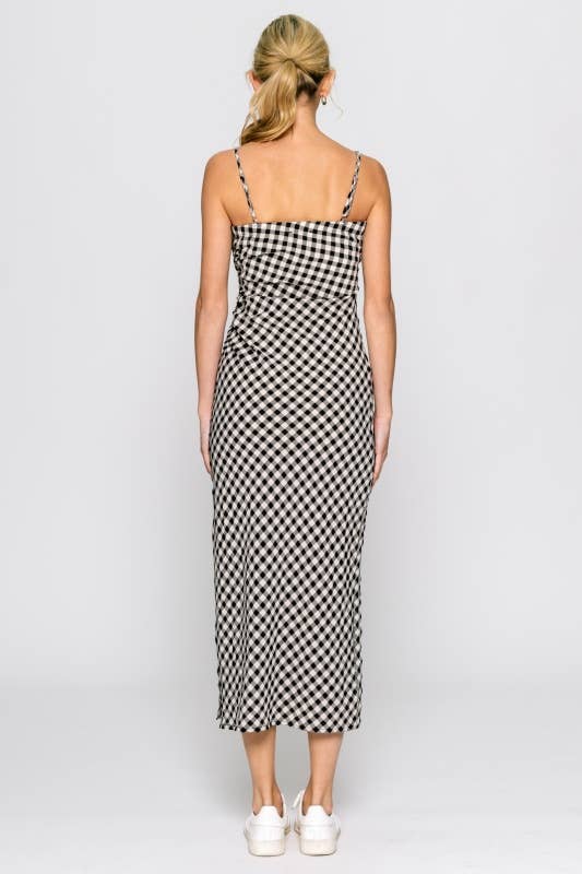 Sweet Tea Gingham Midi Dress