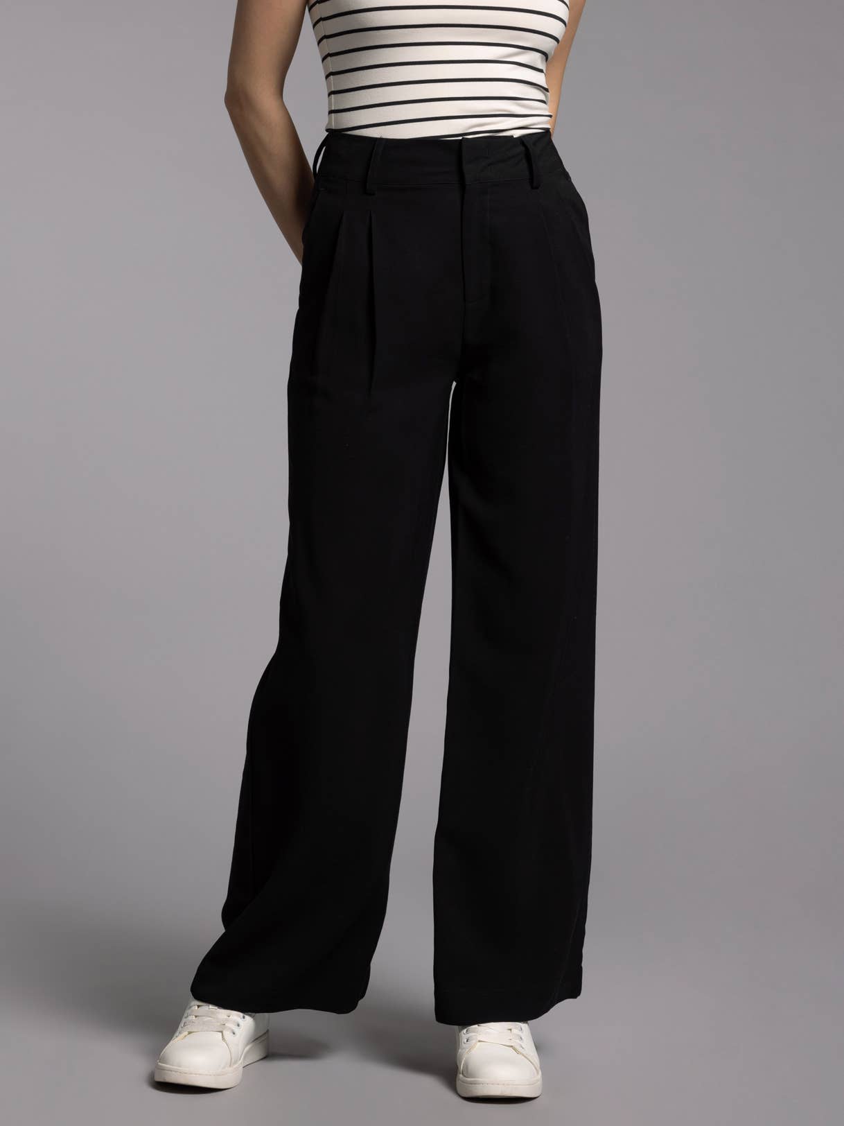The Lacy Tailored Wide Leg Pants