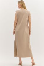 The Claire Knit Midi Dress with pockets