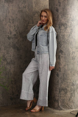 The Gwen Oversized Crop Denim Jacket with Large Pockets