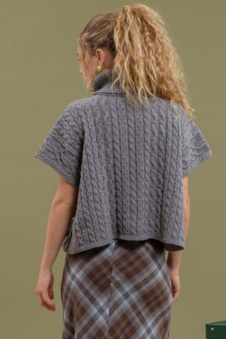The Hudson Cableknit Turtleneck Sweater – Grey