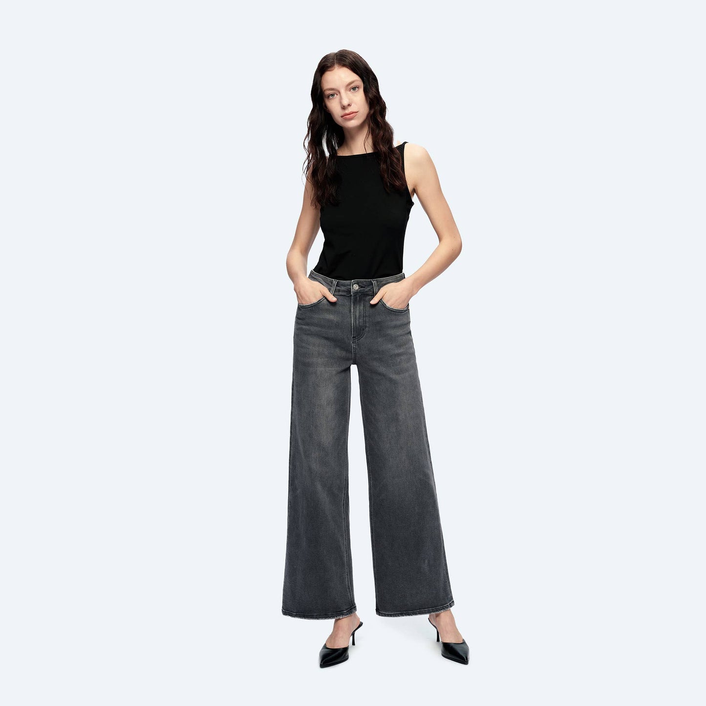 The Lennox Charcoal Gray Jean