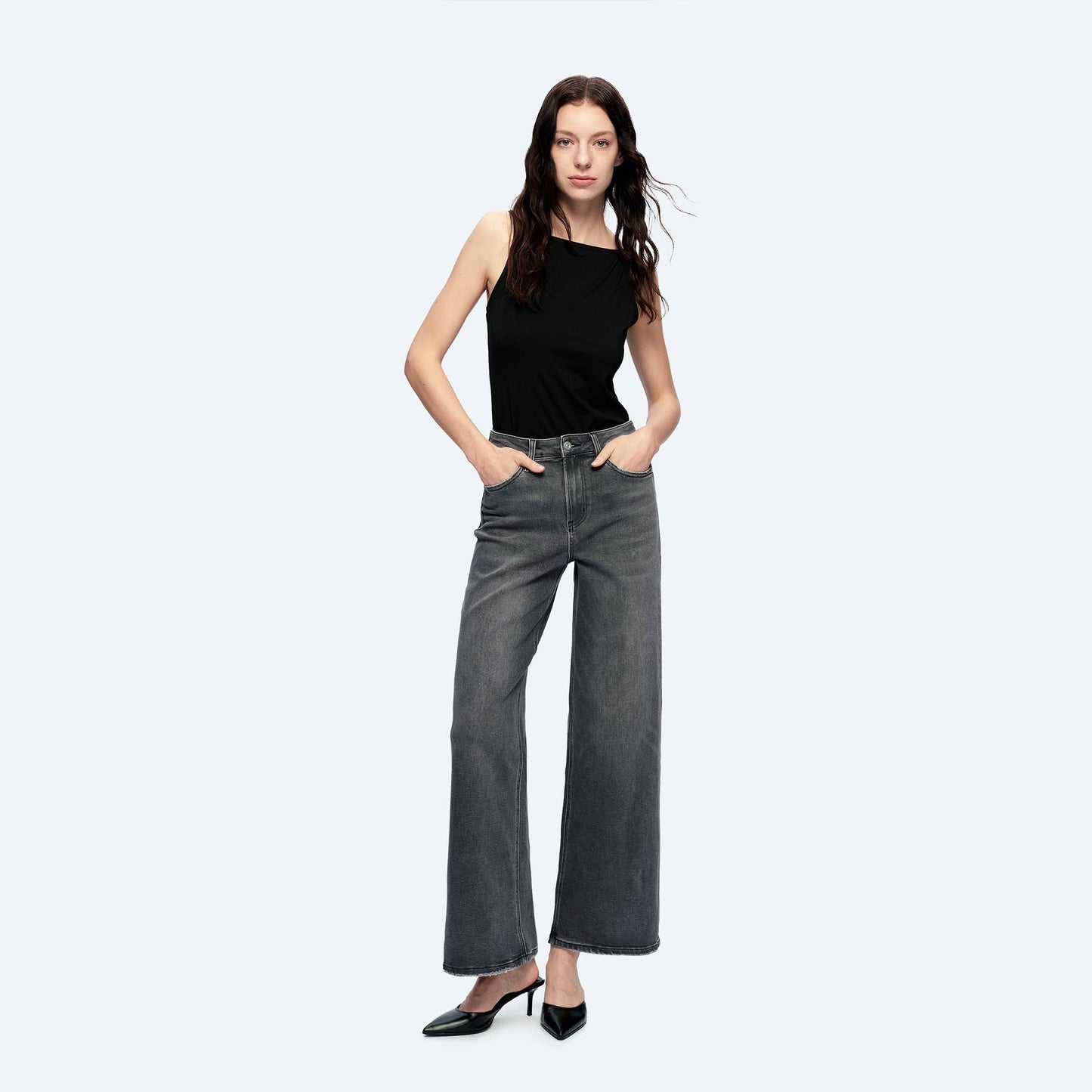 The Lennox Charcoal Gray Jean