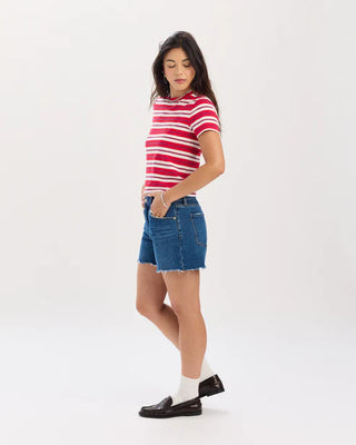 The Crossroads Mid Rise Loose Short in Currents