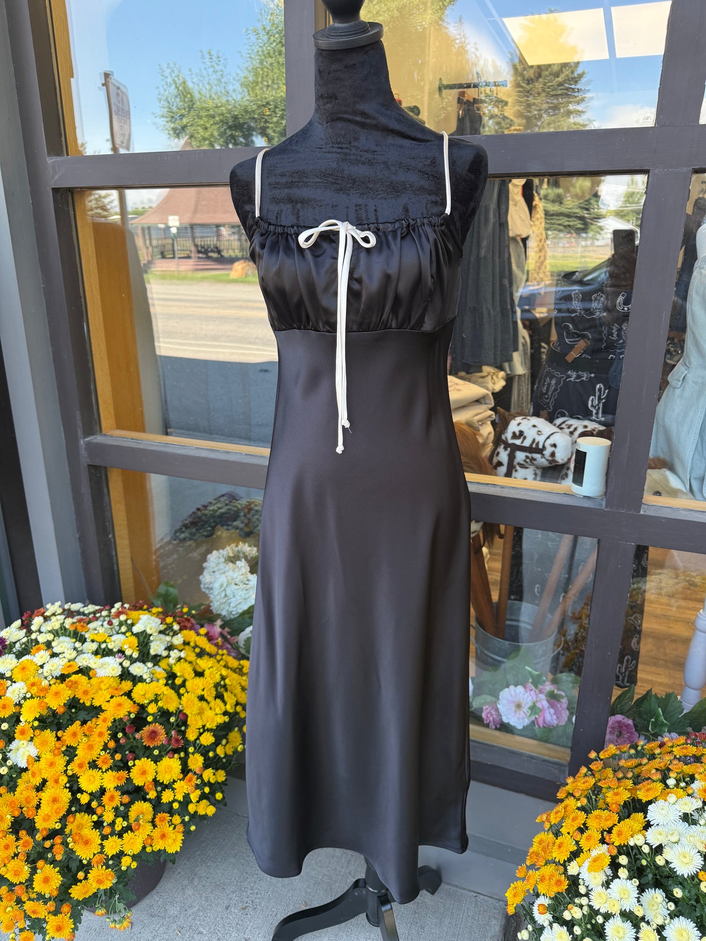 The Juliet Tie-Front Midi Dress
