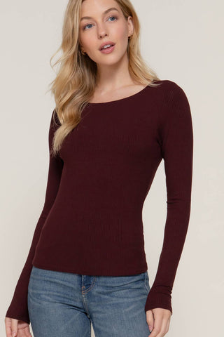 Burgundy ribbed long sleeve fitted round neck tee with thumbhole cuffs