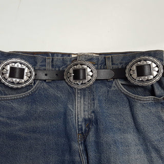 The Genuine Leather w. Western Oval Floral Concho Belt