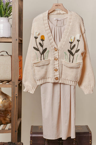 The Gabby Flower Embroidered Knit Cardigan – Cream
