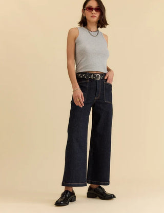 Dark rinse wide-leg ankle jeans with patch pockets and contrast stitching